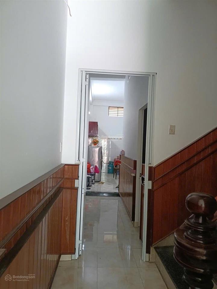 Nhà 3 tầng đường kỳ đồng , ngay chợ ,  diện tích 100m2 ngang 5m  za 10,x tỷ