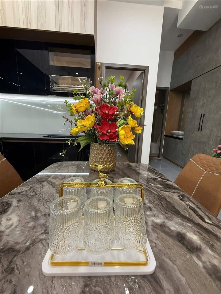 Nhà 3 tầng mt đường hồ tùng mậu nội thất cao cấp vị trí cực đẹp khu dân cư văn minh,