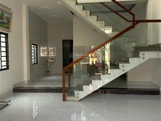 Nhà 2 tầng 2 mặt kiệt tôn đức thắng .  dt 58m2 , 3 phòng ngủ ( kiệt trước nhà 4m)
 za rẻ