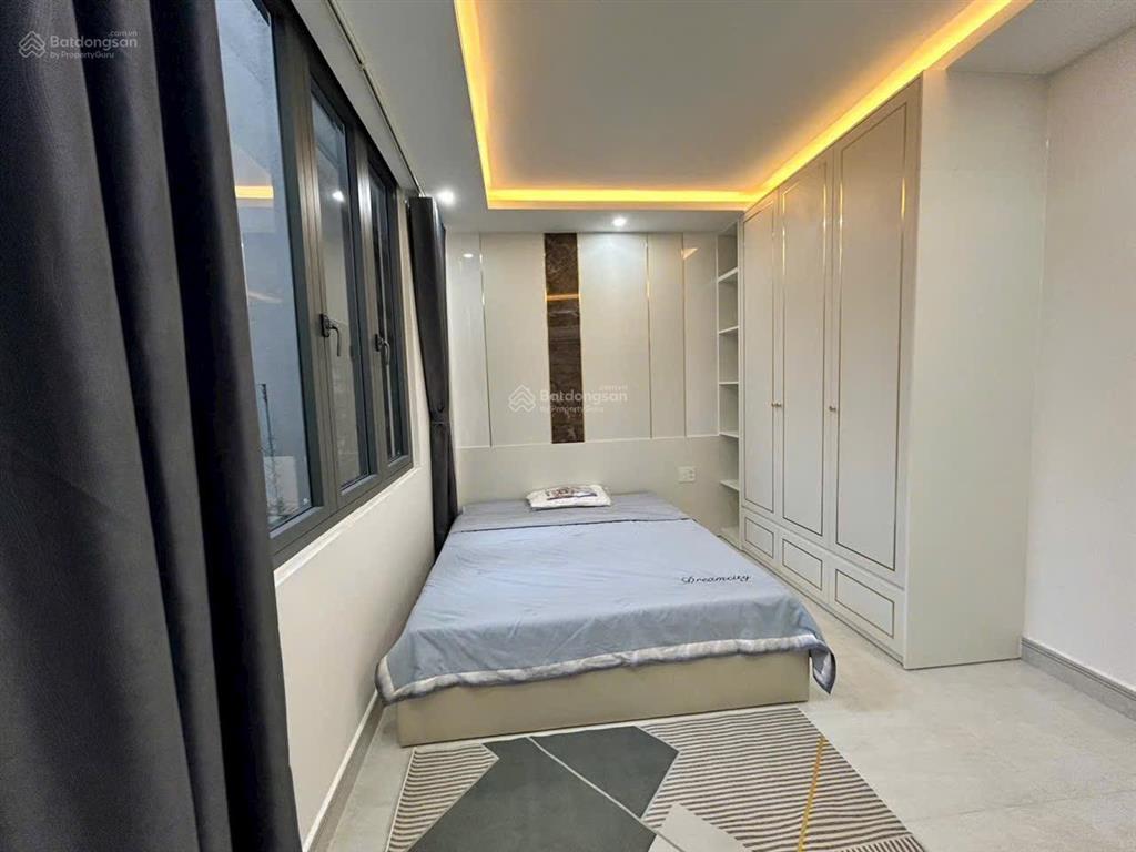 Nhà 3 tầng đường 5m5 phú lộc 20. vị trí cách biển nguyễn tất thành 500m, gần chợ  trường
