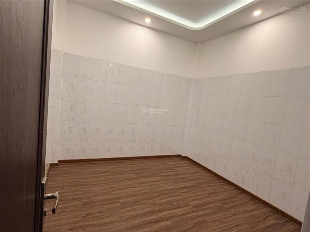Nhà 2 tầng đường 5m5 giáp văn cương, hòa minh, song song biển nguyễn tất thành