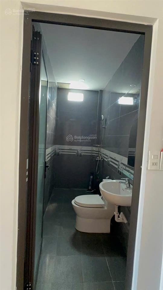 Nhà 2 tầng kiệt k62/.. nguyễn huy tưởng  diện tích 81m2 ngang 5m vuông vức  hướng đông bắc