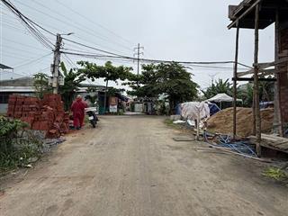 Đất kiệt oto nguyễn như hạnh ,  dt  71m2 ngang 4m vuông vứt  hướng đông nam
 zá 3.650