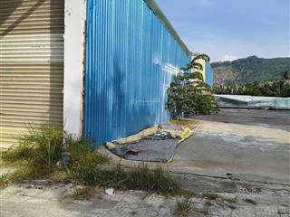 Đất mặt tiền đường hoàng văn thái . đường lên bà nà dtđ 112,5m2(4,5*25) vv
hướng tây bắc sạch