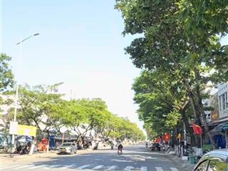 Đất đường 15m kinh dương , đối diện trường thpt thanh khê . diện tích 77m2 ngang 4m5 .