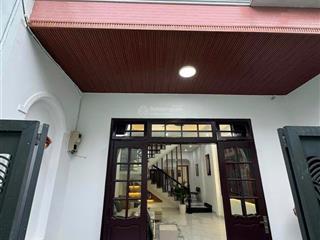 Nhà 2 tầng kiệt phạm văn nghị  dt73m dtxd 146m ngang4,7m nở hậu 5m nhà rộng rãi, thoáng mát