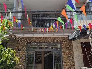 Nhà 2 tầng mặt tiền đường hoà minh 14 .  dt 70m2 ngang 5m,(dt sàn 140m2)