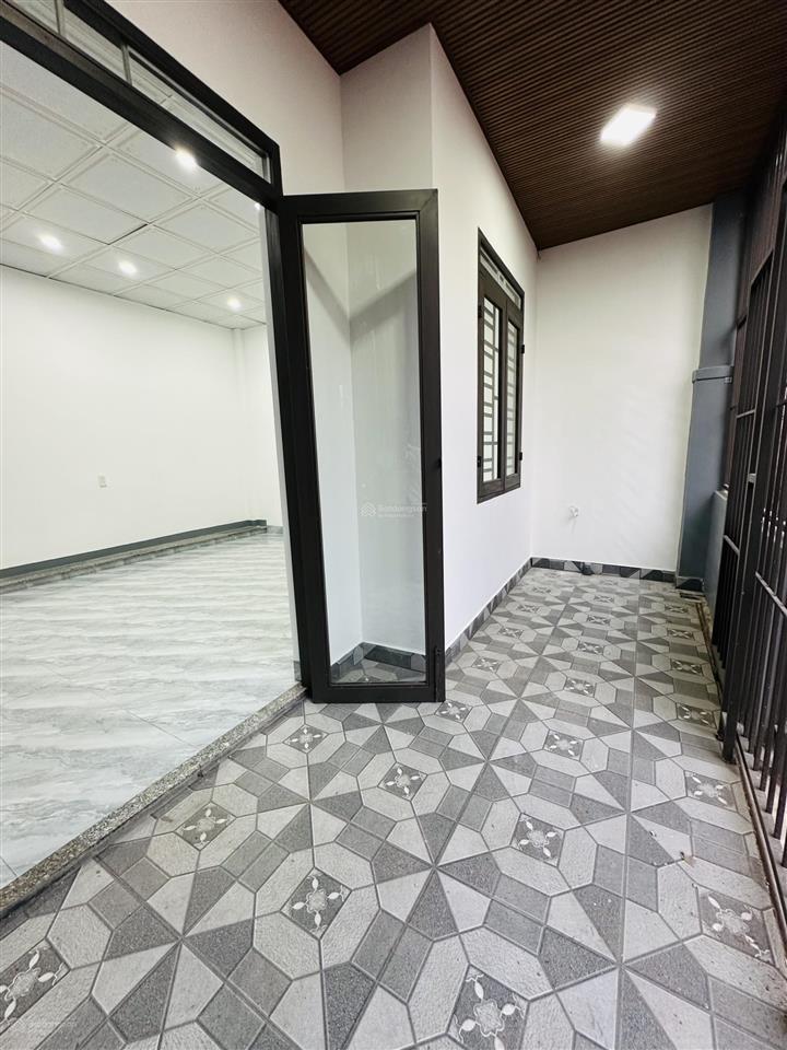 Nhà cấp 4 kiệt k183/.. tôn đản . dt 60m2 ngang 5m , hướng đông nam , công năng 1 phòng ngủ ,