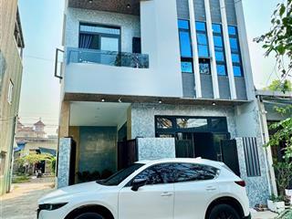 Nhà 3 tầng 3 mê kiểu villa 3 mặt kiệt tôn đản  ô tô đậu  cách trường tiểu học 40m 