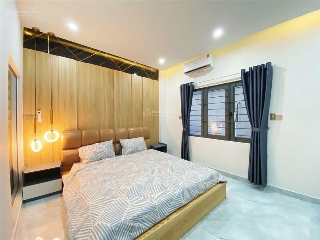 Nhà 3 tầng 3 mê đường lê thiệt . hoà minh , gần biển nguyễn tất thành  dt 72m2 ngang 4m5