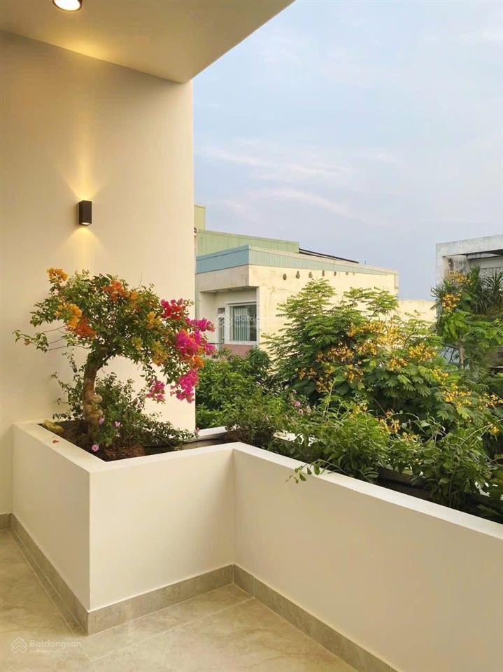 Nhà 3 tầng 3 mê đường lê thiệt . hoà minh , gần biển nguyễn tất thành  dt 72m2 ngang 4m5