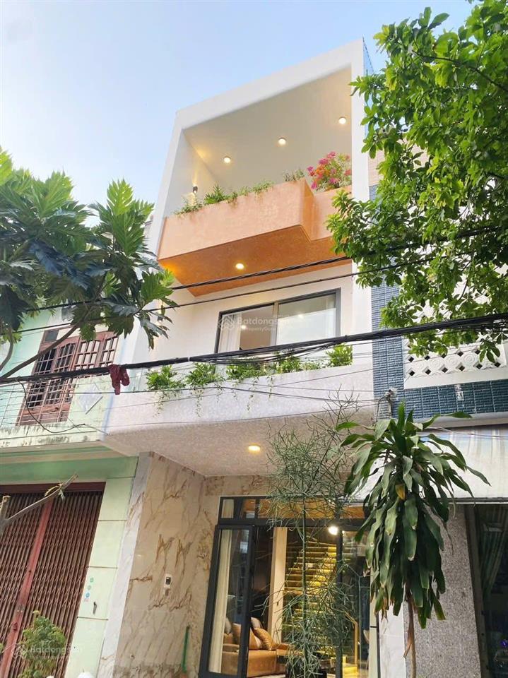 Nhà 3 tầng 3 mê đường lê thiệt . hoà minh , gần biển nguyễn tất thành  dt 72m2 ngang 4m5