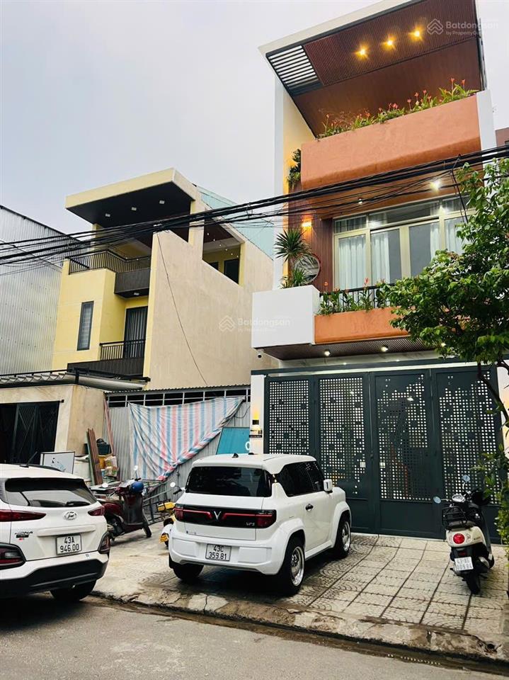 Nhà 3 tầng 3 mê full nội thất đường bùi tấn diên .  diện tích đất  105m  dtsd 270m2