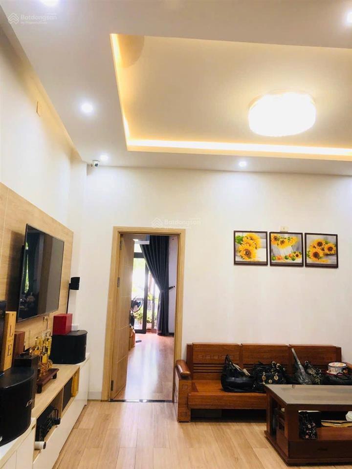 Nhà 3 tầng mặt tiền đường lê lợi , hải châu  dt 85m ( ngang 4m85 nở hậu 5m8 )