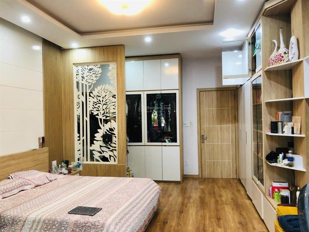 Nhà 3 tầng mặt tiền đường lê lợi , hải châu  dt 85m ( ngang 4m85 nở hậu 5m8 )
