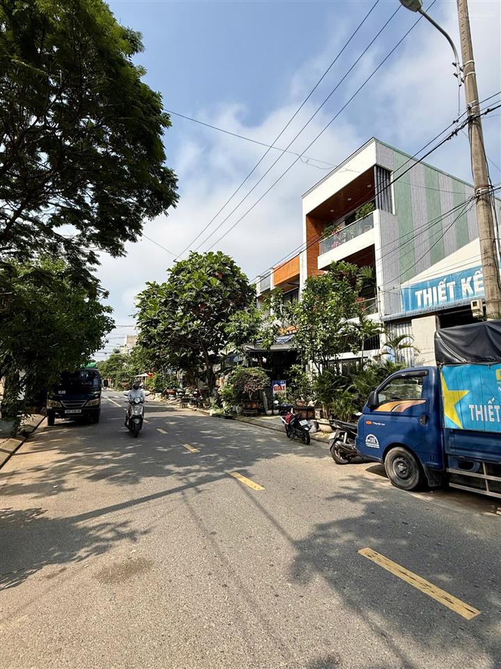 Đất đường 7m5 hoà phú 9 . hoà minh  diện tích 90m2 ngang 5m . hướng tây bắc  zá 6.190
