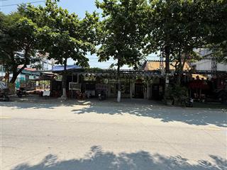Đất mặt tiền đường 10m5 nguyễn chánh , trục thông biển nguyễn tất thành  dt 280m2 ngang 10m .