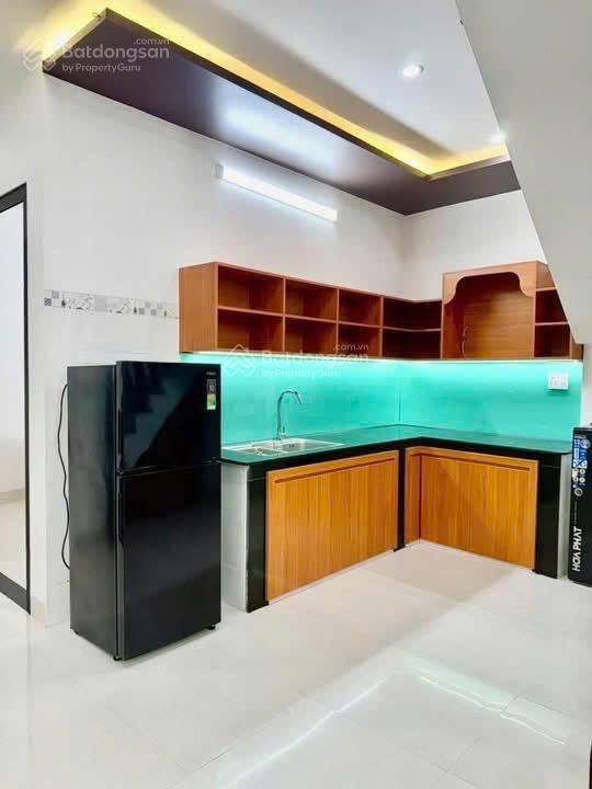 Nhà 2 tầng kiệt oto k222/.. tô hiệu . cách đường 50m. dt 60m2 ngang 5m nhà y hình ,