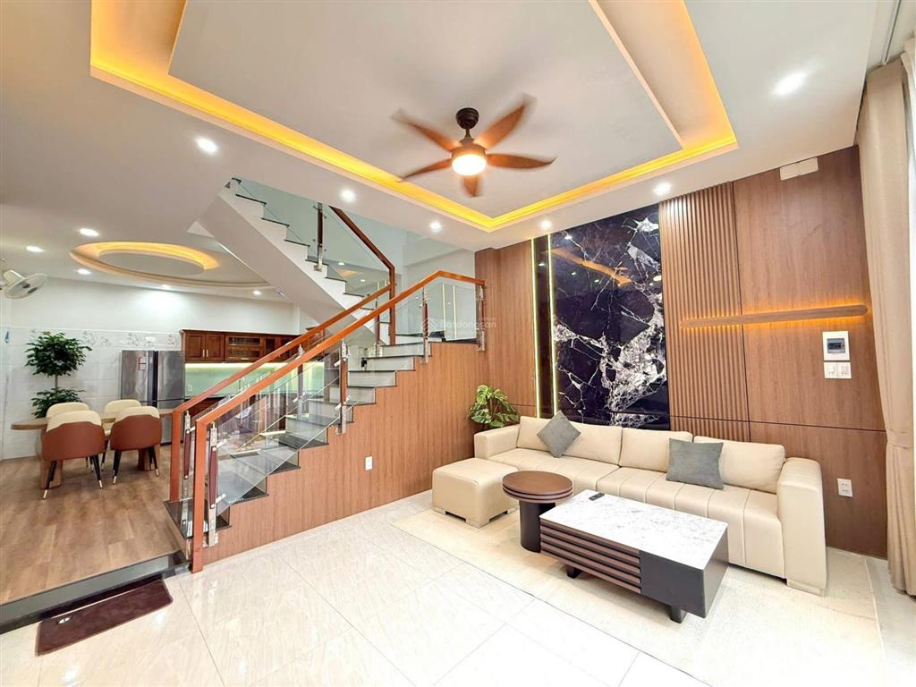 Nhà 2 tầng kiệt k21/.. dũng sĩ thanh khê
 diện tích đất 60m2 ngang 5m
 công năng  2phòng ngủ