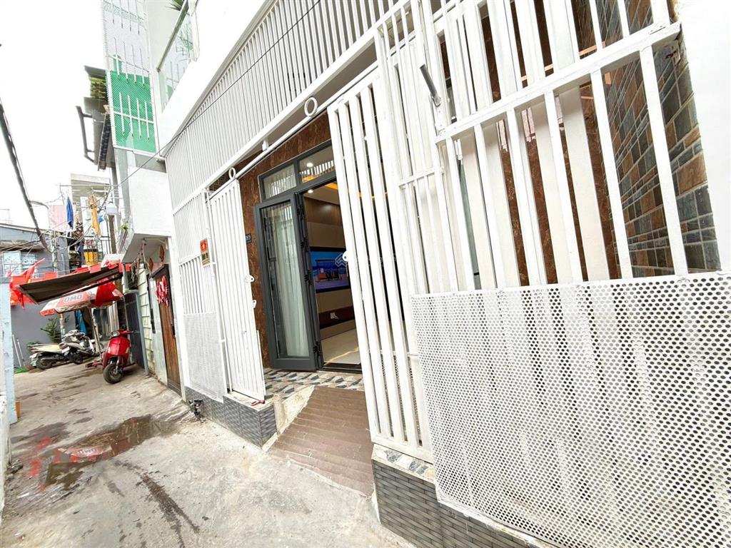 Nhà 2 tầng kiệt k21/.. dũng sĩ thanh khê
 diện tích đất 60m2 ngang 5m
 công năng  2phòng ngủ