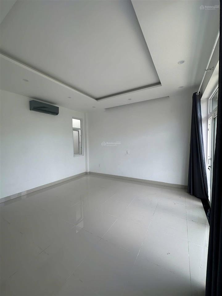 Nhà 3 tầng mt bàu năng 1, gần lý thái tông và gần biển nguyễn tất thành  dt 84m2 ngang 5m