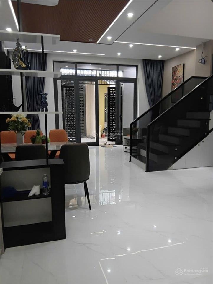 Nhà 3 tầng kiệt nguyễn phước nguyên .
 dt 56m2 ngang 5m hướng tây nam