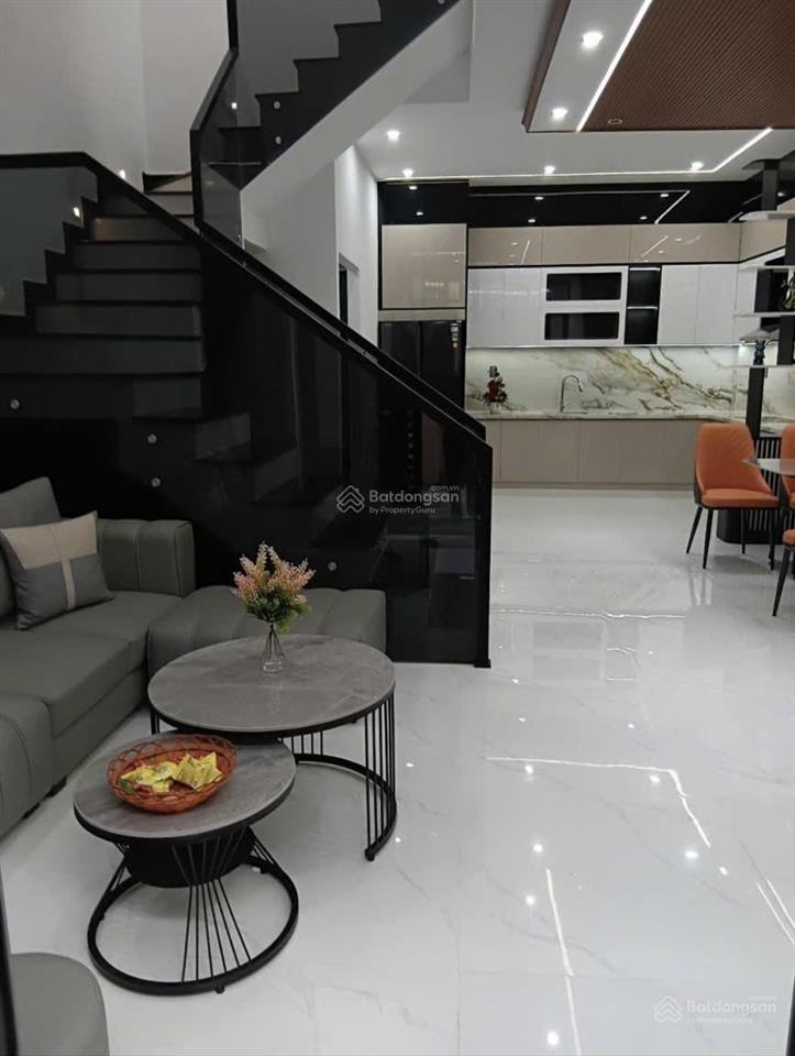 Nhà 3 tầng kiệt nguyễn phước nguyên .
 dt 56m2 ngang 5m hướng tây nam