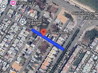 Lô góc 2 mặt tiền đường hoà minh 30 . sát biển nguyễn tất thành .  dt 227m2 ngang 11m hướng đ
