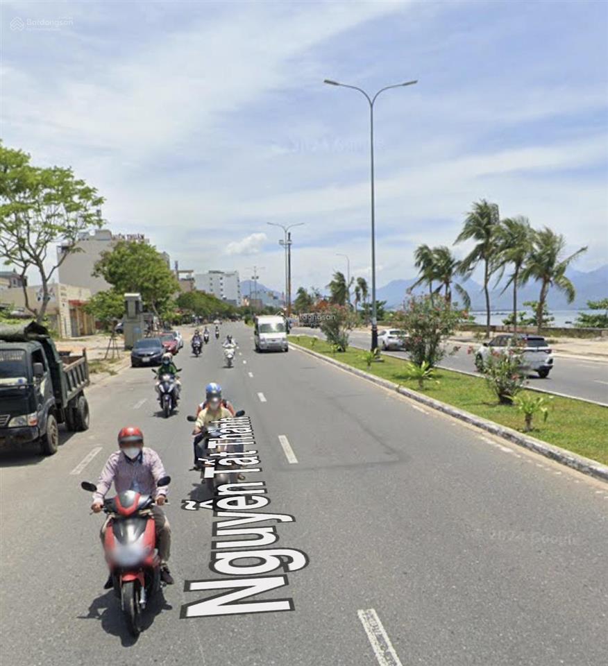 Hàng hiếm, 3 mặt tiền đường nguyễn tất thành. view biển, xây cao tầng  diện tích 125m²