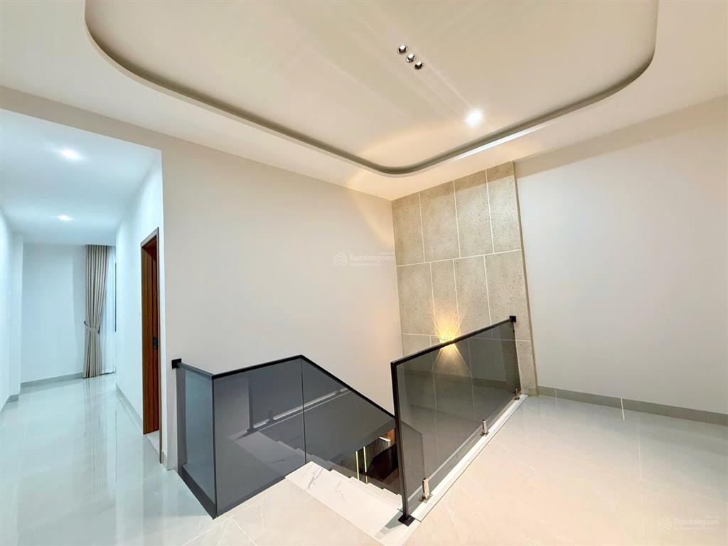 Nhà 2 tầng 2 mê mặt tiền hòa minh 19  diện tích đất 90m ngang 5m