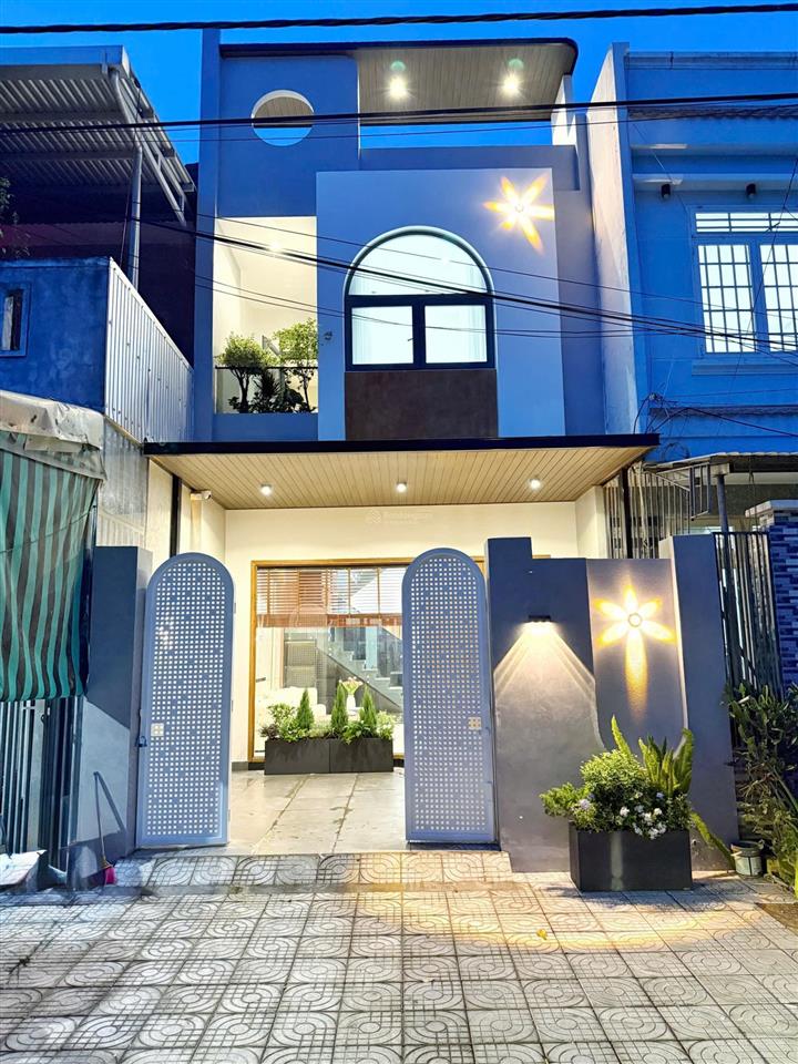 Nhà 2 tầng 2 mê mặt tiền hòa minh 19  diện tích đất 90m ngang 5m