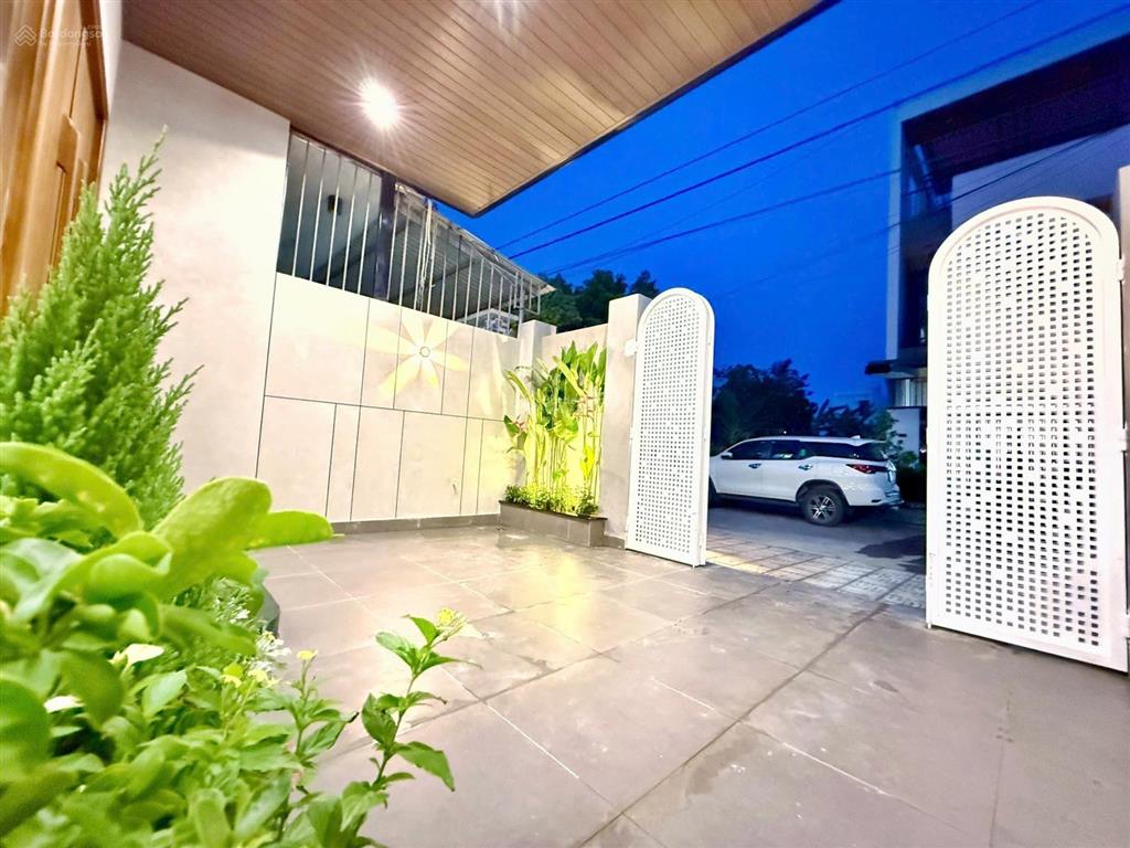 Nhà 2 tầng 2 mê mặt tiền hòa minh 19  diện tích đất 90m ngang 5m