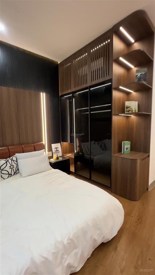 Nhà 3 tầng vị trí kinh doanh, kiệt ô tô k83/.. huỳnh ngọc huệ. dt 64m² ngang gần 5m