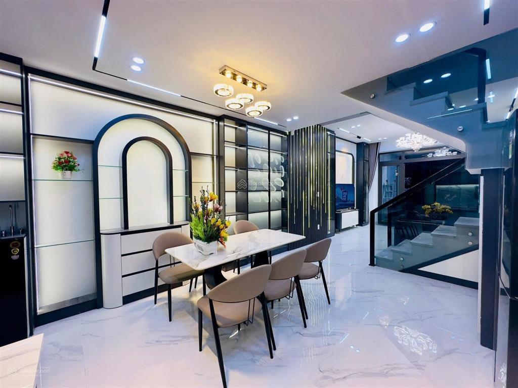Nhà 3 tầng đường dương đức hiền, hòa minh, sát biển nguyễn tất thành