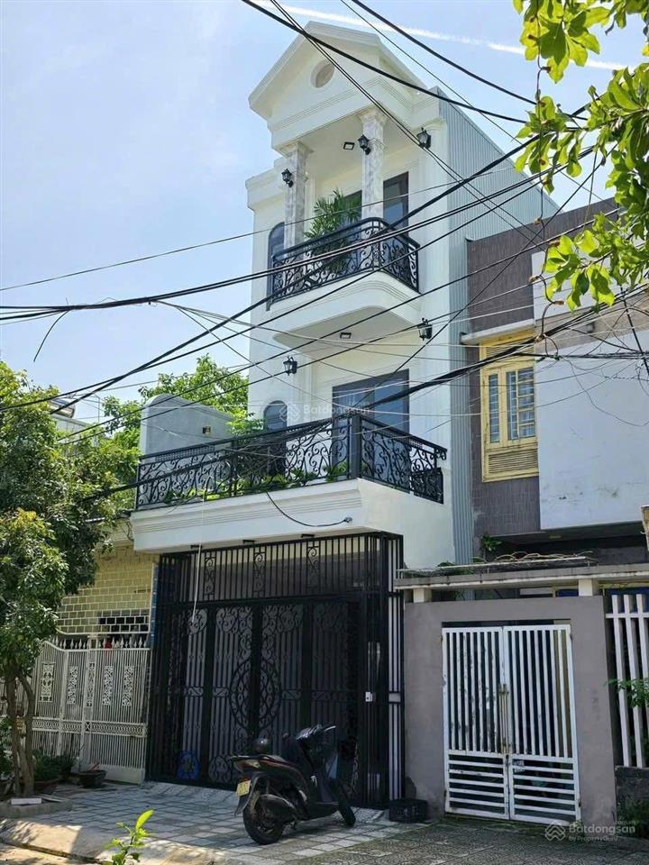 Nhà 3 tầng đường dương đức hiền, hòa minh, sát biển nguyễn tất thành