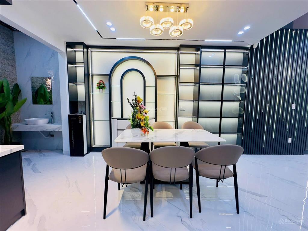 Nhà 3 tầng đường dương đức hiền, hòa minh, sát biển nguyễn tất thành