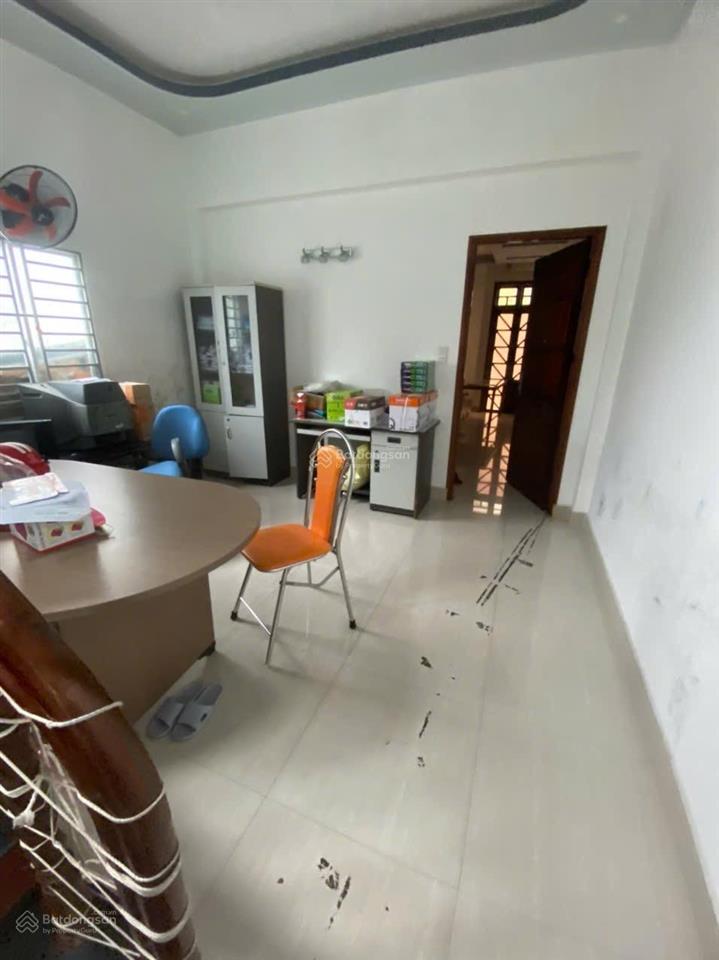 Nhà 3 tầng mặt tiền đường thanh hải. hải châu. trung tâm thành phố. dt 76m²