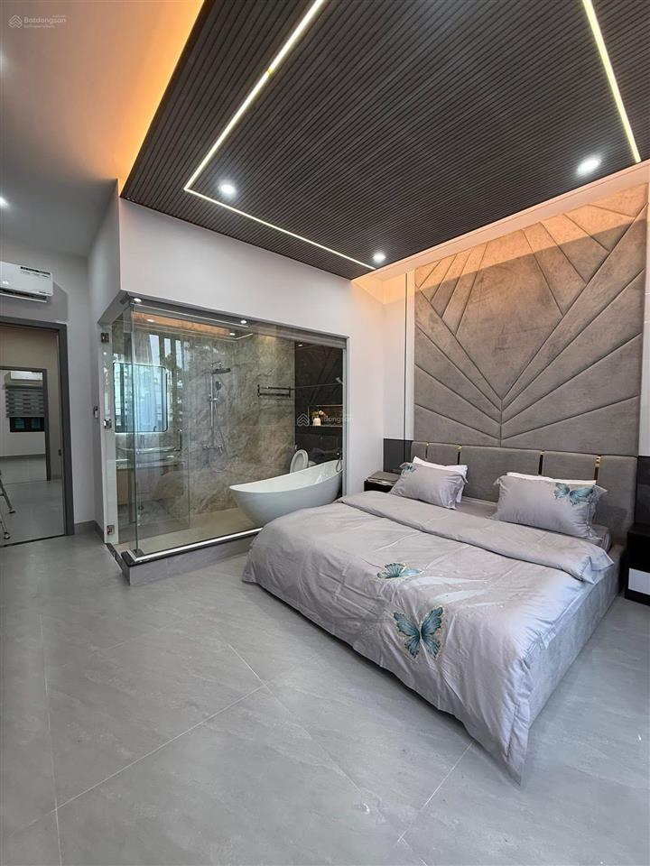 Nhà 3 tầng 3 mê full nội thất nhánh trần cao vân  thanh khê  đường 5.5m lề 3m kẹp cống