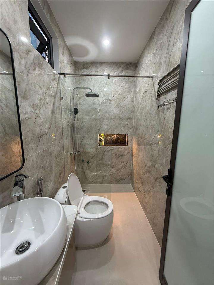 Nhà 3 tầng 3 mê full nội thất nhánh trần cao vân  thanh khê  đường 5.5m lề 3m kẹp cống