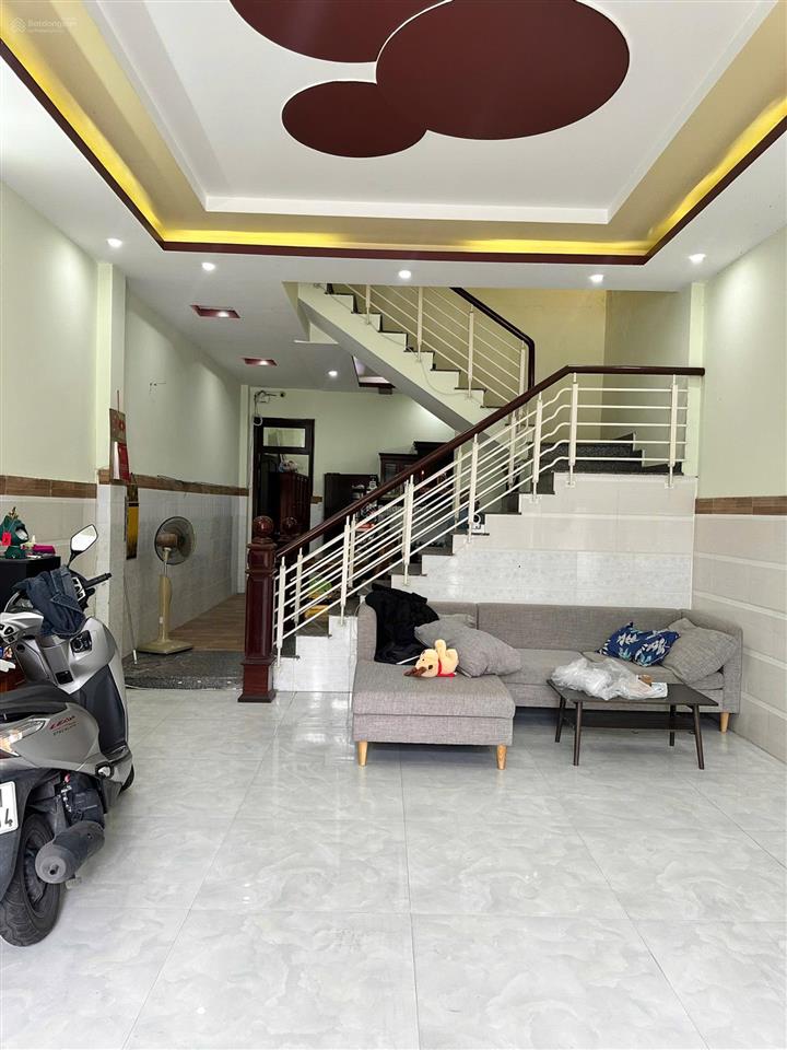 Nhà 3 tầng đường bàu năng 7. song song lý thái tông, gần biển nguyễn tất thành