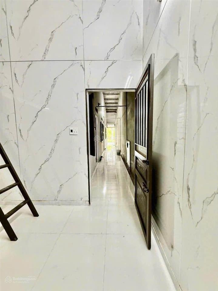 Dãy trọ 4 phòng mới đường lê sao. khu đô thị phước lý  dt 91m2 ngang 5m  hướng đông nam