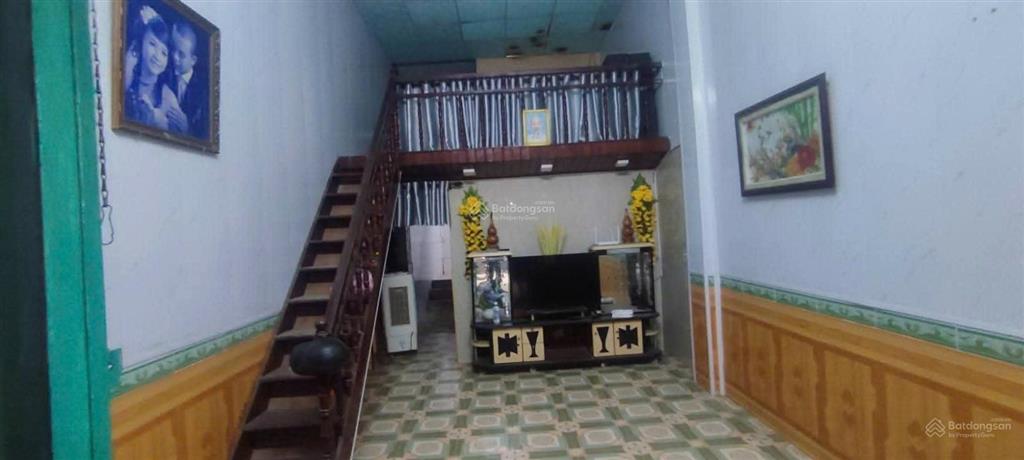 Nhà cấp 4 gác lửng kiệt gần nguyễn chánh khu hoàng thị loan nối dài.