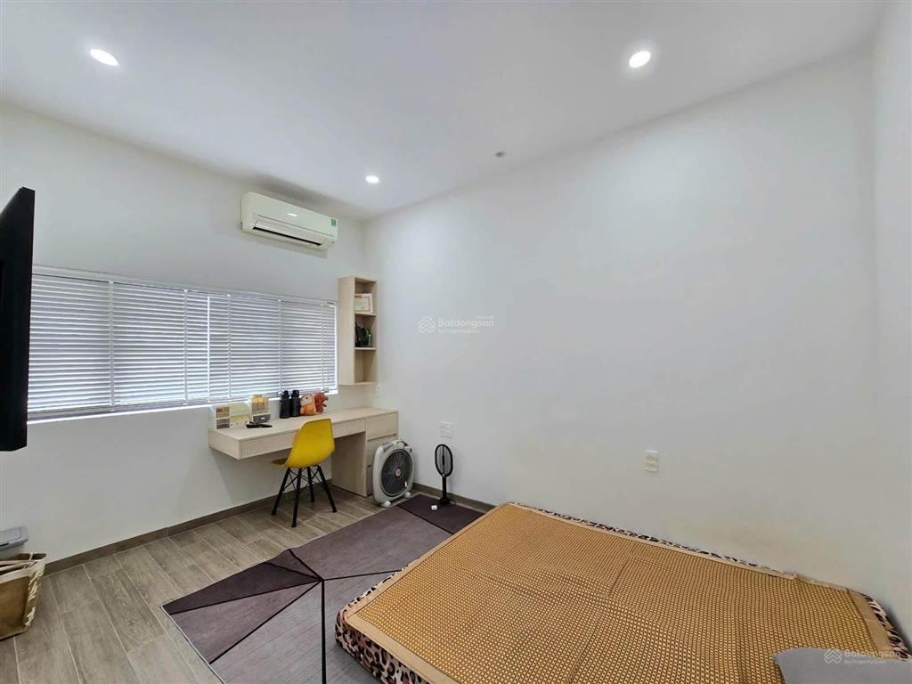 Nhà 2 tầng 2 mê. kiệt k24/ ngô chân lưu. kiệt trước nhà 4m. nhà chính chủ xây ở tâm huyết