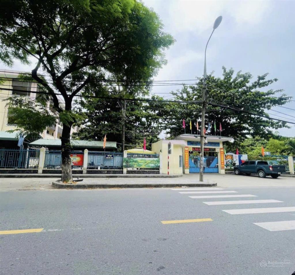 Dãy trọ 7 phòng đường 10m5 âu cơ. diện tích 180m2 ngang gần 7m, gả nhanh 7,5 tỷ