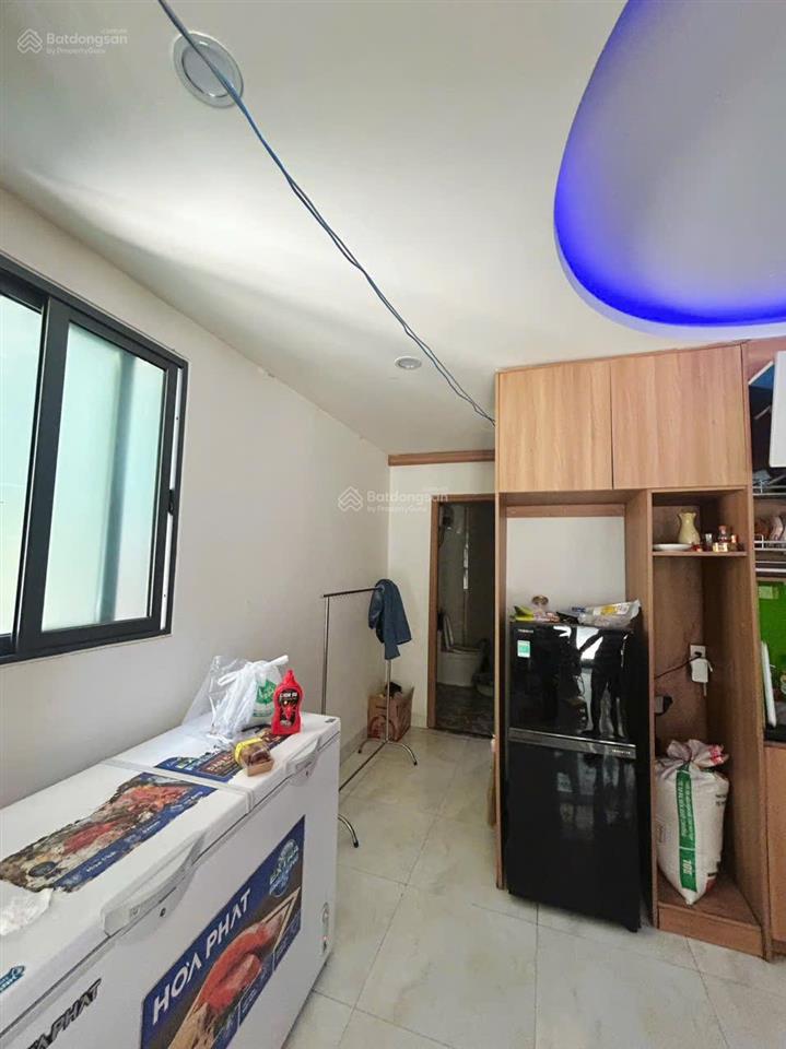 Nhà gác lửng kiệt 3m nguyễn chánh. gần biển nguyễn tất thành. dt 60m2 ngang 5m vuông vứt,