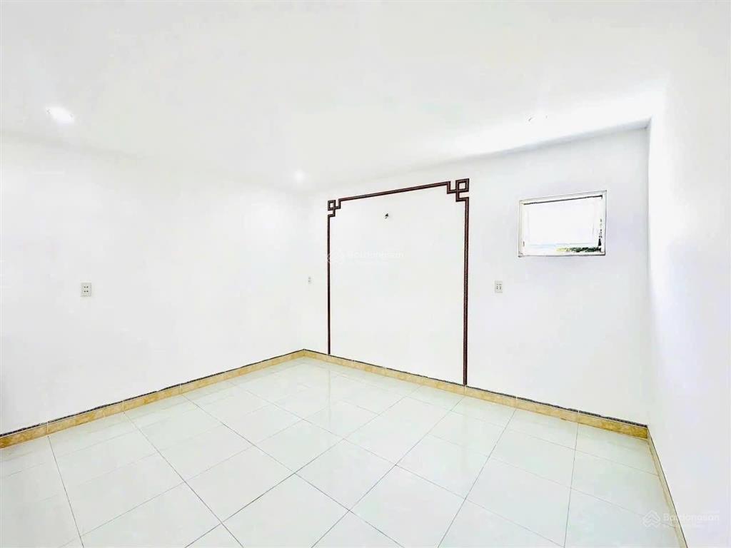 Nhà lửng đúc kiệt k243/.. tôn đức thắng, ngay bến xe trung tâm  dt 63m2 ngang gần 8m