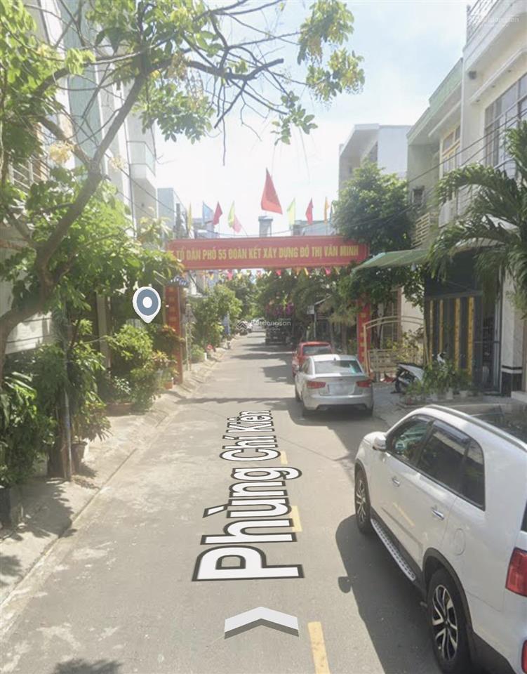 Nhà 2 tầng mặt tiền đường phùng chí kiên. dt 75m2 ngang 5m, hướng đông nam. 3 phòng ngủ,