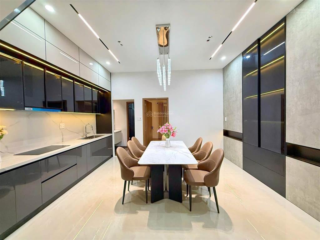 Nhà 2 tầng 2 mê mặt tiền đường hoà minh 19  diện tích đất 90m2 ngang 5m
