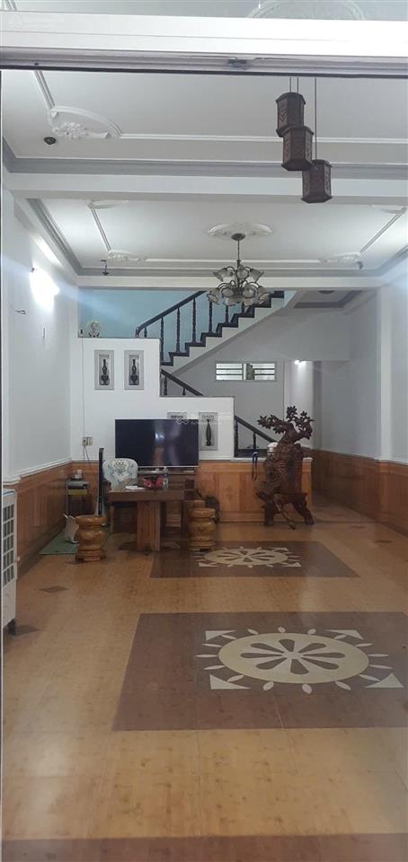 Nhà 2 tầng mặt tiền đường nam trân. gần bến xe, vị trí kinh doanh, dt 125m2 ngang 5m,
