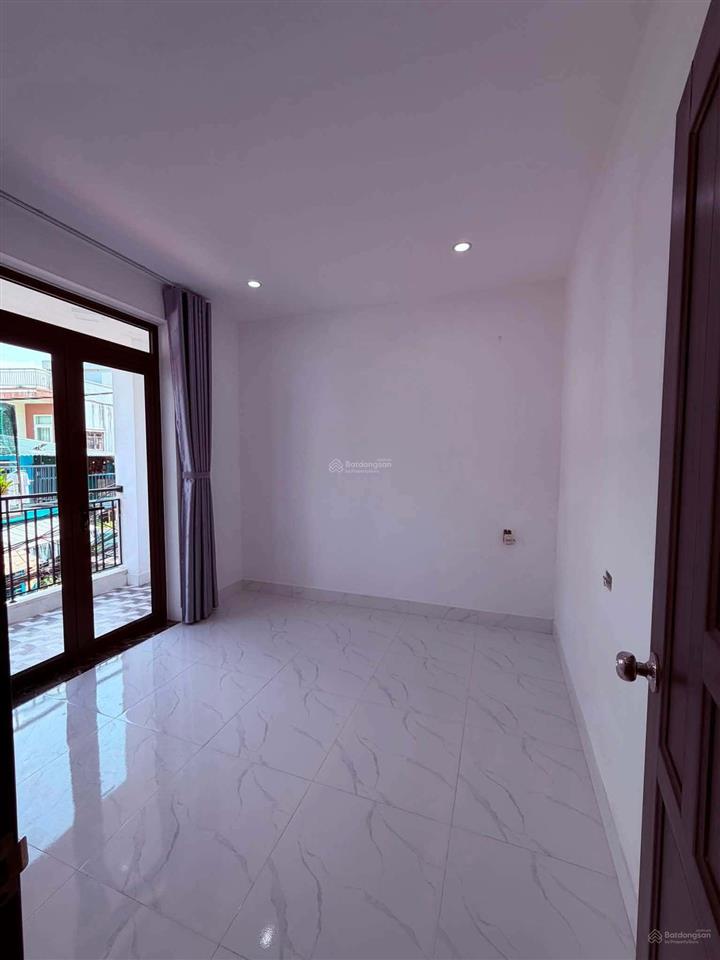 Nhà 2 tầng kiệt k194/ điện biên phủ, thông ra 251 thái thị bôi. thanh khê
 dt 63m2 ngang 6m